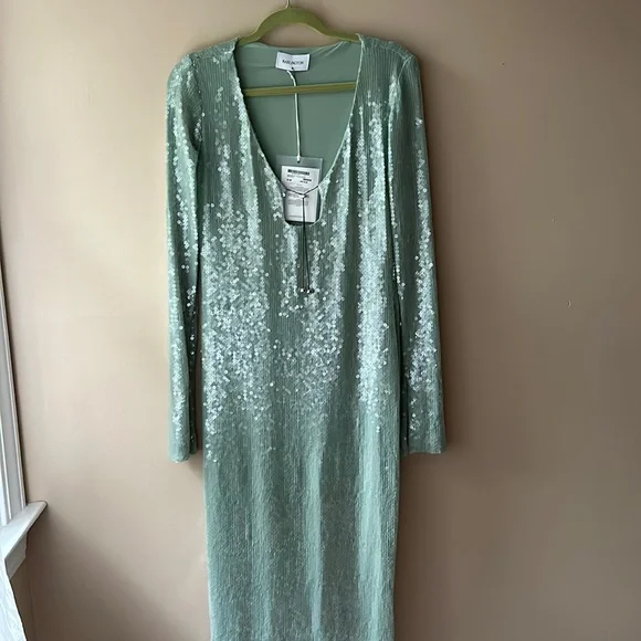 green emerald velvet dress 16Arlington Green Beatris Midi Skirt